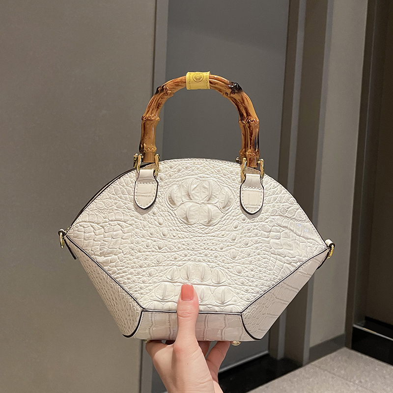 Luxury Bags Sale - Sac à main en cuir de