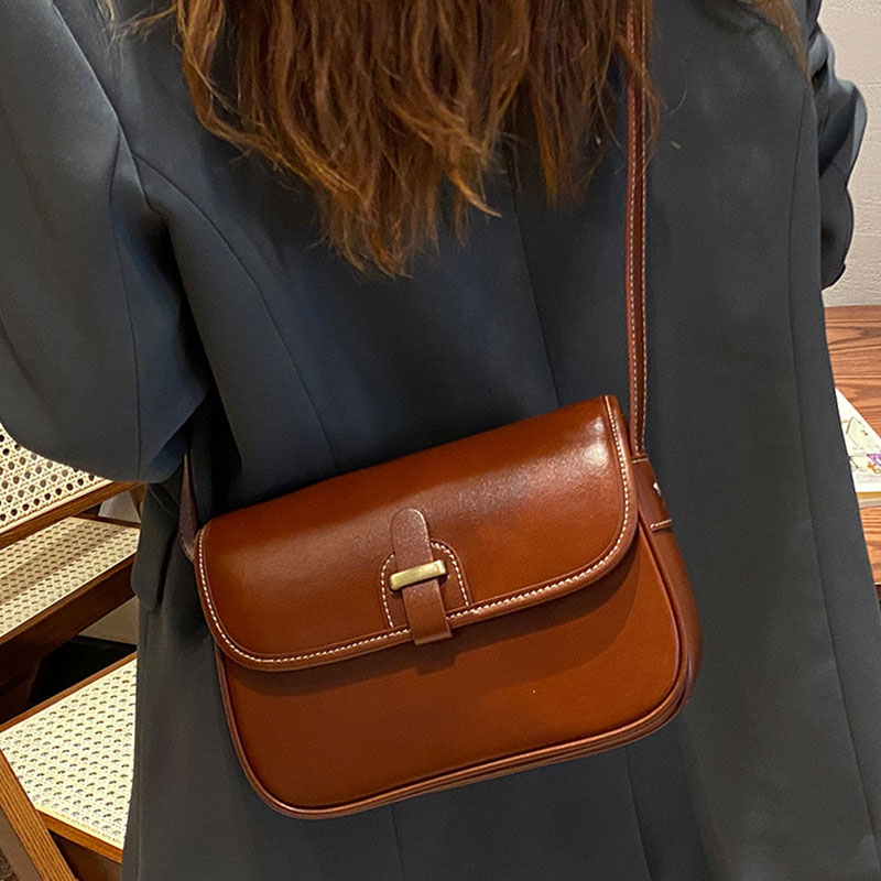 Sac à bandoulière en cuir véri - Luxury Bags Trend 2025 avis et prix