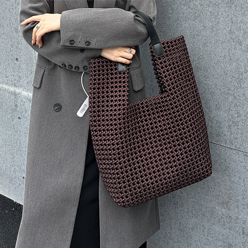 2025 luxe évider tissé grande  - Luxury Bags Trend 2025 avis et prix